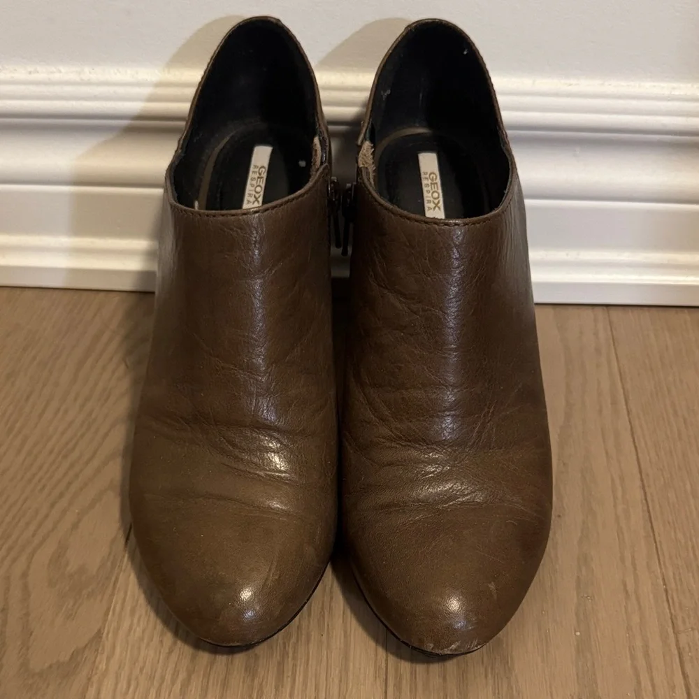 Dark Brown Women's GEOX Ankle Boots size 37 - Picture 2 of 13